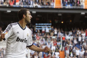 勇士总经理深夜致电考辛斯邀约回归 杜兰特调侃回应引爆更衣室悬念